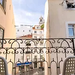 Riverfront Elegance 41Br Spacious Retreat